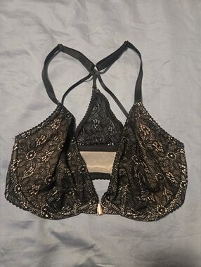 Victoria's Secret Very Sexy Plunge Push Up Bra 32DD